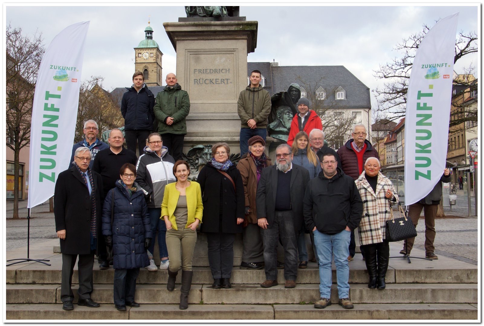 Foto mit den Kandidaten für die Liste Zukunft./ÖDP