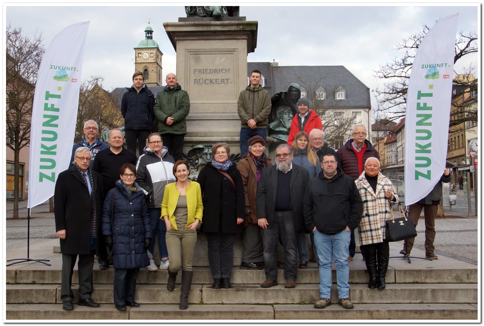 Foto mit den Kandidaten für die Liste Zukunft./ÖDP